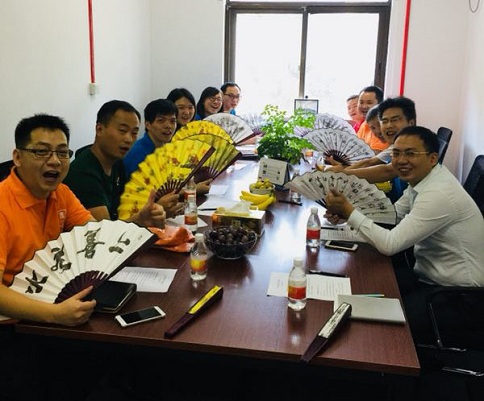 苏州牛商会会员做客智为铭略分享企业业务心得