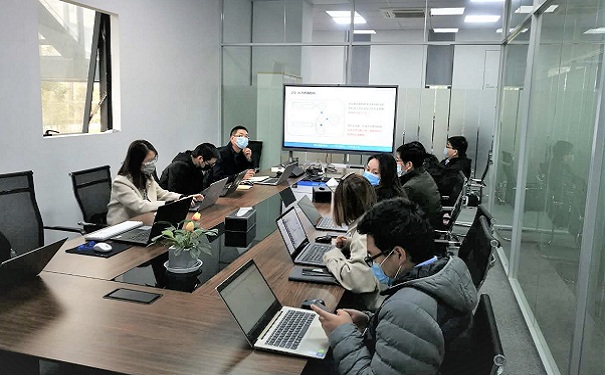 智为铭略客户服务